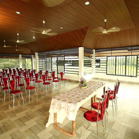 Captains Cabin Backwater Resort Alappuzha Extérieur photo